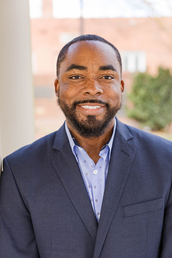 Mack Murray Family Self-Sufficiency Coordinator Headshot